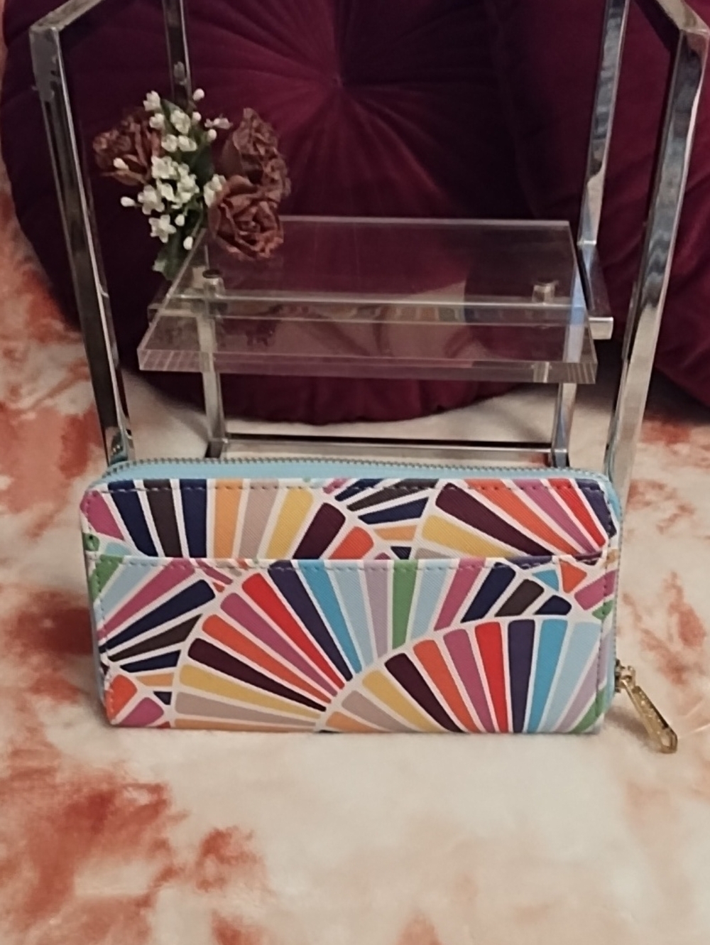 TRINA TURK Multicolor Fan-Print Full-Zip Around  Wallet NWT